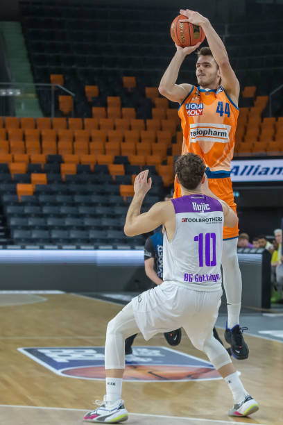 那不勒斯正 那不勒斯正