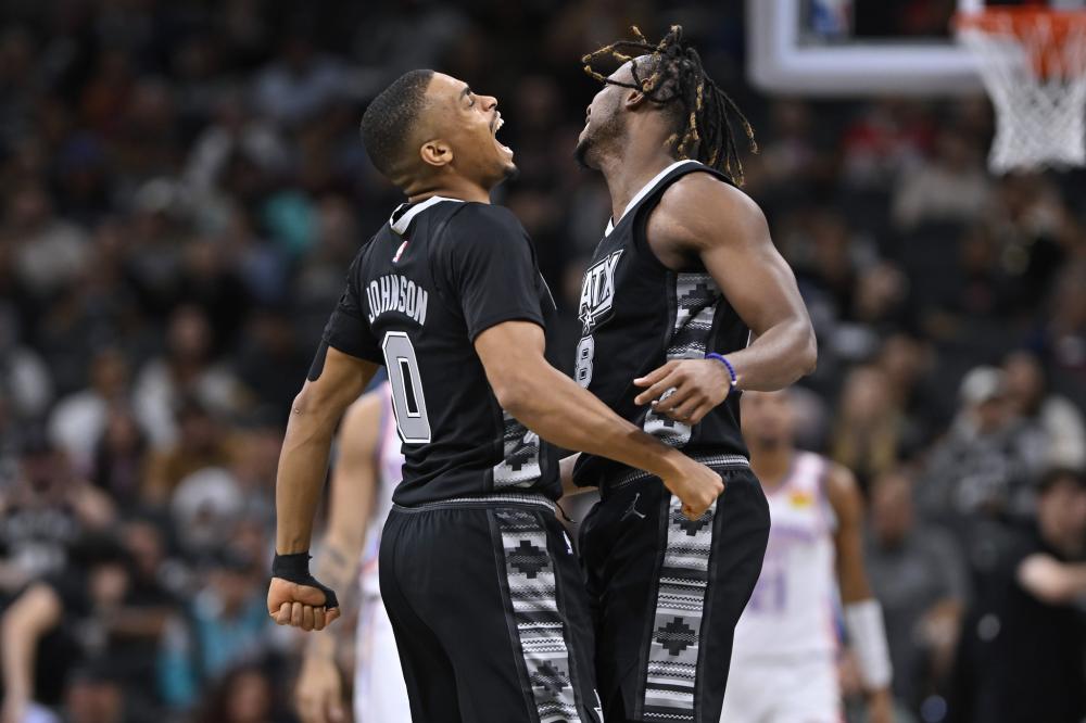 几乎无敌般 几乎无敌般